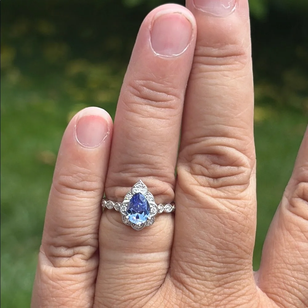 Pear Cut 1.25 tcw Genuine Tanzanite & Diamond Ring Sterling Silver Size 7